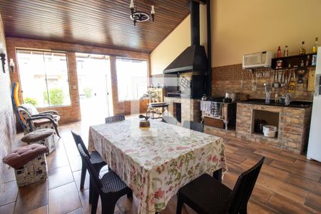 Casa à venda com 300m², 4 quartos e 4 vagasÁrea gourmet