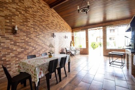 Casa à venda com 300m², 4 quartos e 4 vagasÁrea gourmet