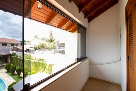 Casa à venda com 300m², 4 quartos e 4 vagasSuíte 