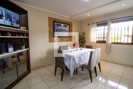 Casa à venda com 300m², 4 quartos e 4 vagasCozinha