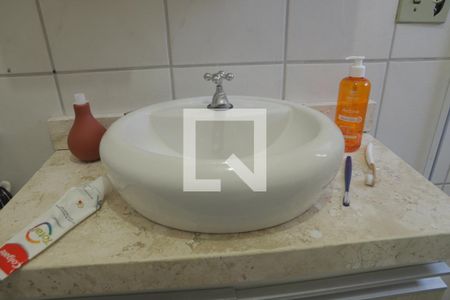 Apartamento à venda com 80m², 2 quartos e sem vagaBanheiro