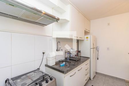 Cozinha de apartamento para alugar com 2 quartos, 55m² em Jardim das Colinas, São José dos Campos