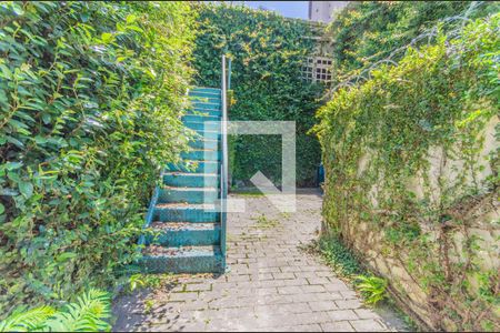 Casa à venda com 409m², 3 quartos e 1 vaga Casa à venda com 409m², 3 quartos e 1 vagaQuintal