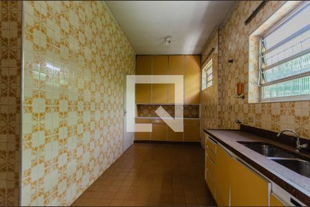 Casa à venda com 409m², 3 quartos e 1 vaga Casa à venda com 409m², 3 quartos e 1 vagaCozinha