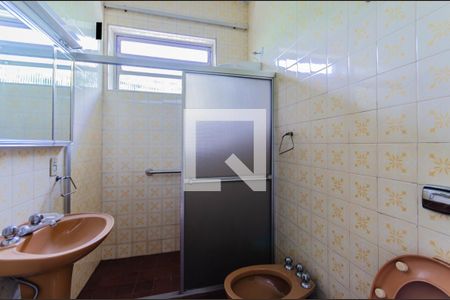Casa à venda com 409m², 3 quartos e 1 vaga Casa à venda com 409m², 3 quartos e 1 vagaBanheiro