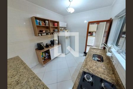 Casa à venda com 157m², 3 quartos e 3 vagasCozinha