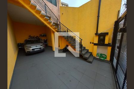 Casa à venda com 157m², 3 quartos e 3 vagasGaragem