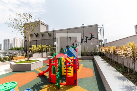 Apartamento à venda com 57m², 2 quartos e 1 vaga Apartamento à venda com 57m², 2 quartos e 1 vagaÁrea comum - Playground