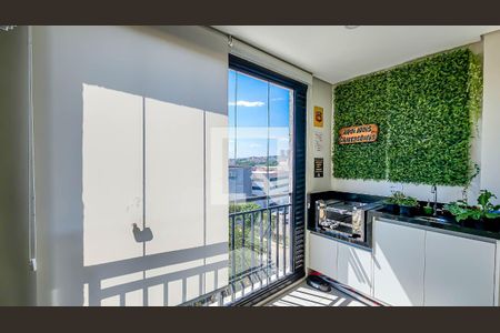 Apartamento à venda com 57m², 2 quartos e 1 vaga Apartamento à venda com 57m², 2 quartos e 1 vagaVaranda-Área de Serviço