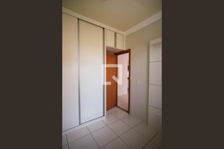Quarto 2 de casa de condomínio à venda com 2 quartos, 60m² em Minaslândia (p Maio), Belo Horizonte
