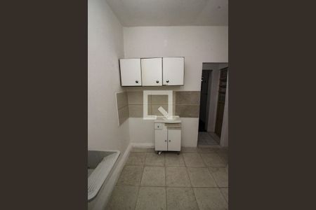 Studio para alugar com 32m², 1 quarto e sem vaga Studio para alugar com 32m², 1 quarto e sem vagaCozinha e Área de Serviço