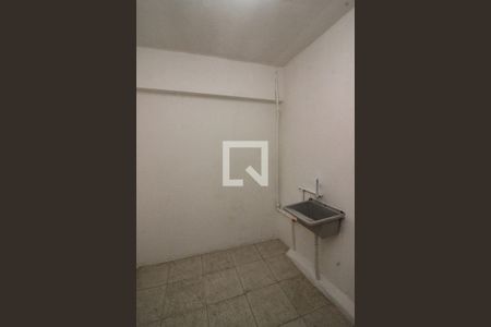 Studio para alugar com 32m², 1 quarto e sem vaga Studio para alugar com 32m², 1 quarto e sem vagaCozinha e Área de Serviço