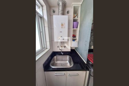 Apartamento à venda com 80m², 3 quartos e 1 vagaÁrea de Serviço