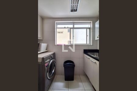 Apartamento à venda com 80m², 3 quartos e 1 vagaÁrea de Serviço