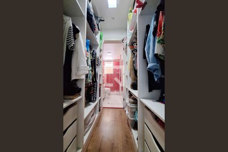 Apartamento à venda com 80m², 3 quartos e 1 vagaCloset da suíte