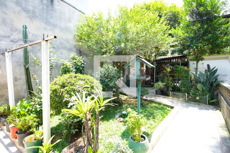 Casa à venda com 300m², 2 quartos e 2 vagasQuintal