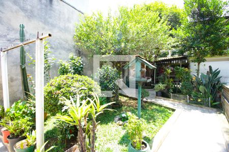 Casa à venda com 300m², 2 quartos e 2 vagasQuintal