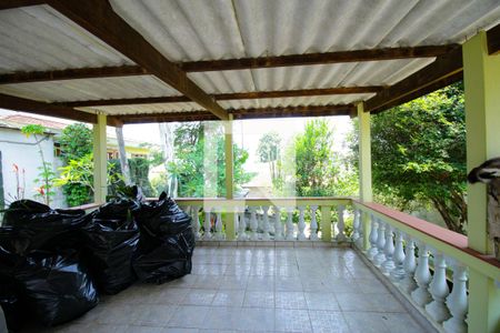 Casa à venda com 300m², 2 quartos e 2 vagasGaragem