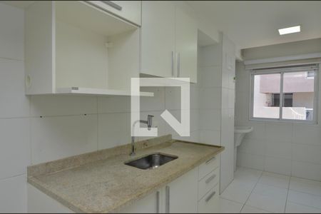 Apartamento à venda com 80m², 3 quartos e 1 vaga Apartamento à venda com 80m², 3 quartos e 1 vagaCozinha e Área de Serviço