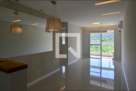 Sala de apartamento à venda com 3 quartos, 80m² em Recreio dos Bandeirantes, Rio de Janeiro