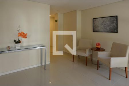 Apartamento à venda com 80m², 3 quartos e 1 vaga Apartamento à venda com 80m², 3 quartos e 1 vagaHall de entrada