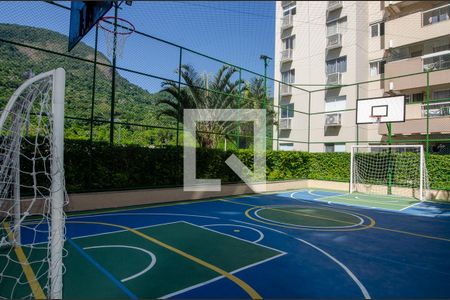 Apartamento à venda com 80m², 3 quartos e 1 vaga Apartamento à venda com 80m², 3 quartos e 1 vagaÁrea comum - quadra