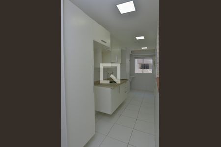 Apartamento à venda com 80m², 3 quartos e 1 vaga Apartamento à venda com 80m², 3 quartos e 1 vagaCozinha e Área de Serviço