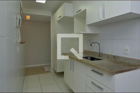 Apartamento à venda com 80m², 3 quartos e 1 vaga Apartamento à venda com 80m², 3 quartos e 1 vagaCozinha e Área de Serviço