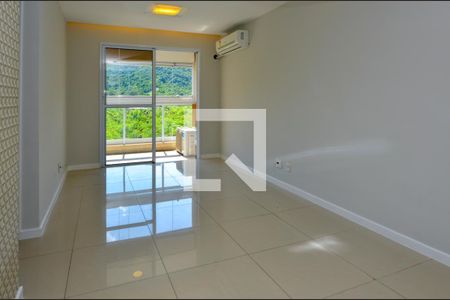 Sala de apartamento à venda com 3 quartos, 80m² em Recreio dos Bandeirantes, Rio de Janeiro