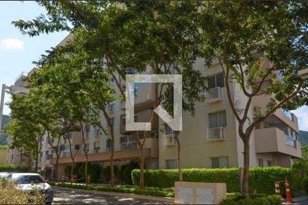 Apartamento à venda com 80m², 3 quartos e 1 vaga Apartamento à venda com 80m², 3 quartos e 1 vagaFachada do bloco