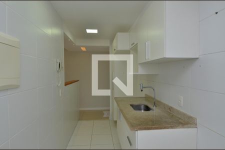 Apartamento à venda com 80m², 3 quartos e 1 vaga Apartamento à venda com 80m², 3 quartos e 1 vagaCozinha e Área de Serviço