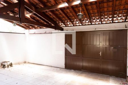 Garagem de casa à venda com 4 quartos, 176m² em Vila Alpina, Santo André