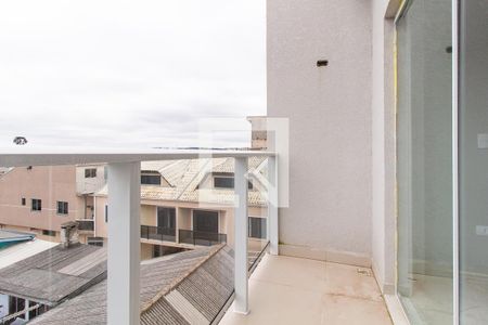 Casa de condomínio para alugar com 170m², 3 quartos e 1 vaga Casa de condomínio para alugar com 170m², 3 quartos e 1 vagaSacada