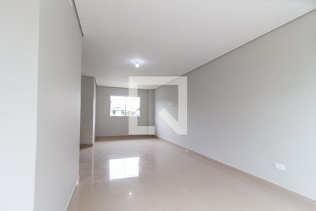 Casa de condomínio para alugar com 170m², 3 quartos e 1 vaga Casa de condomínio para alugar com 170m², 3 quartos e 1 vagaSala