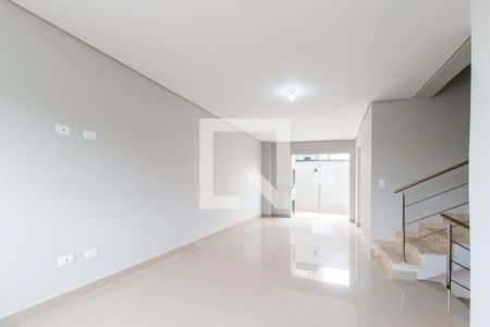 Casa de condomínio para alugar com 170m², 3 quartos e 1 vaga Casa de condomínio para alugar com 170m², 3 quartos e 1 vagaSala