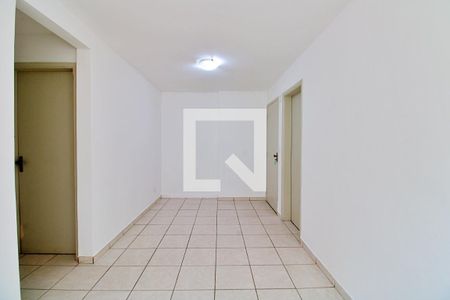 Sala de apartamento para alugar com 2 quartos, 50m² em Paraisópolis, São Paulo