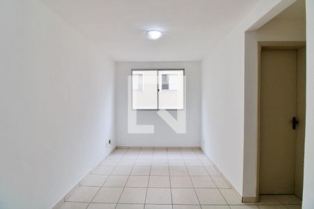 Sala de apartamento para alugar com 2 quartos, 50m² em Paraisópolis, São Paulo