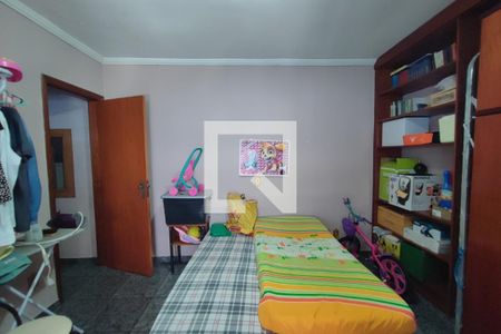 Casa à venda com 350m², 3 quartos e 3 vagasEdícula - Quarto