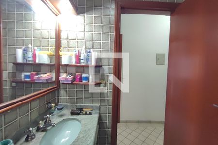 Casa à venda com 350m², 3 quartos e 3 vagasBanheiro Social