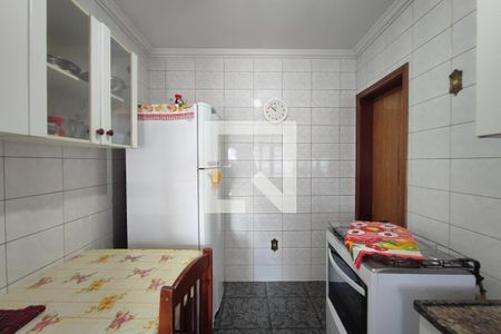 Casa à venda com 350m², 3 quartos e 3 vagasEdícula - Cozinha