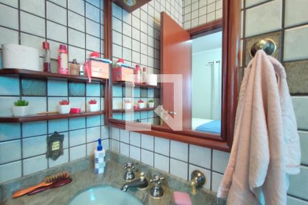 Casa à venda com 350m², 3 quartos e 3 vagasBanheiro Suíte