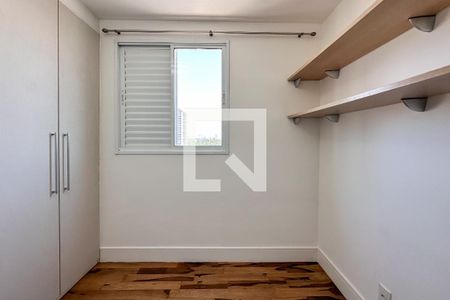 Apartamento à venda com 70m², 3 quartos e 2 vagasQuarto 2