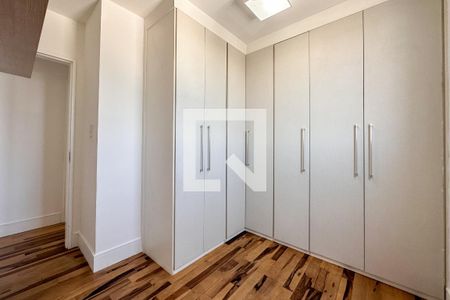 Apartamento à venda com 70m², 3 quartos e 2 vagasQuarto 2