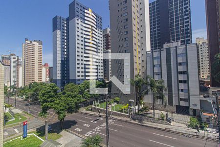 Apartamento para alugar com 80m², 3 quartos e 1 vagaVista da Sacada