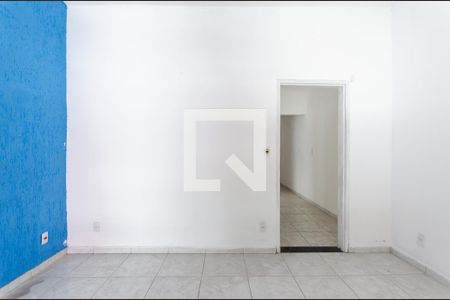 Sala de casa para alugar com 2 quartos, 80m² em Vila Mangalot, São Paulo