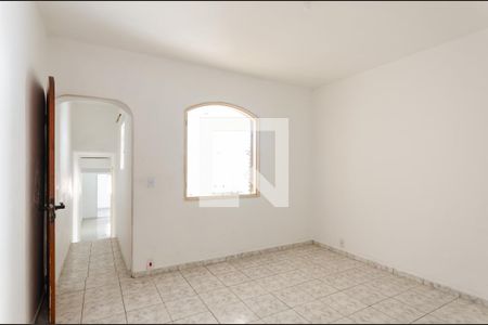 Quarto 1 de casa para alugar com 2 quartos, 80m² em Vila Mangalot, São Paulo