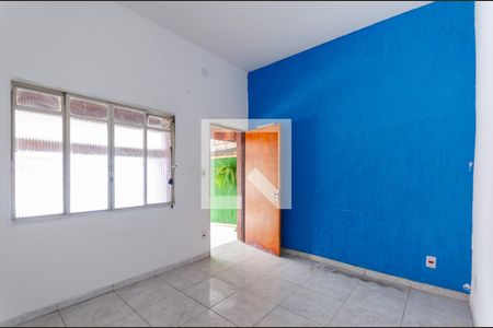 Sala de casa para alugar com 2 quartos, 80m² em Vila Mangalot, São Paulo