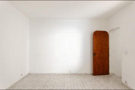 Quarto 1 de casa para alugar com 2 quartos, 80m² em Vila Mangalot, São Paulo