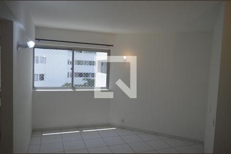 Sala de apartamento para alugar com 2 quartos, 52m² em Jardim Olympia, São Paulo