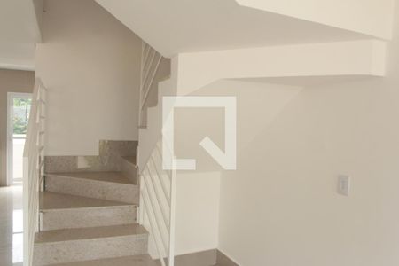 ESCADA de casa de condomínio à venda com 3 quartos, 117m² em Trevo, Belo Horizonte